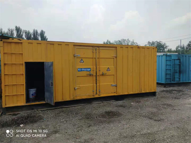 宁南200KW柴油发电机组需要配备什么型号的电缆线？