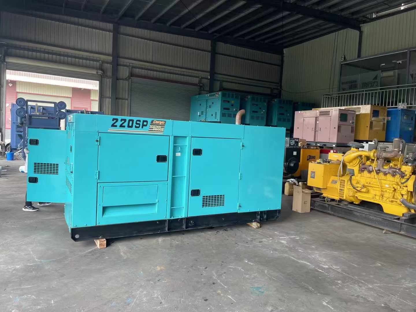 宁南800kW 柴油发电机的输出电流波动范围是多少？