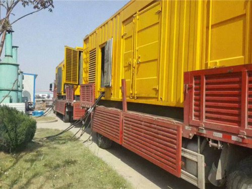 宁南发电机出租如何根据燃油压力判断燃油系统是否存在故障？