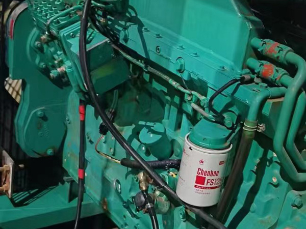 宁南如何确定新的发电机组控制系统是否与原系统兼容？