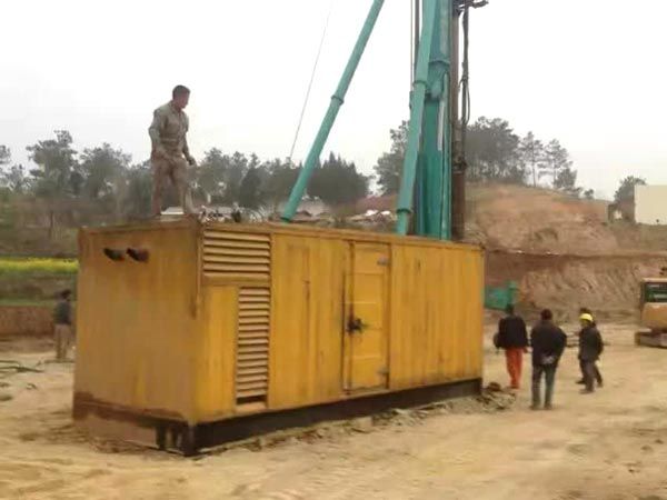 宁南如何判断水冷式机油散热器密封件是否需要更换？